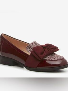Bandolino Women's Burgundy Bow Loafer Lindio with Tweed Vamp